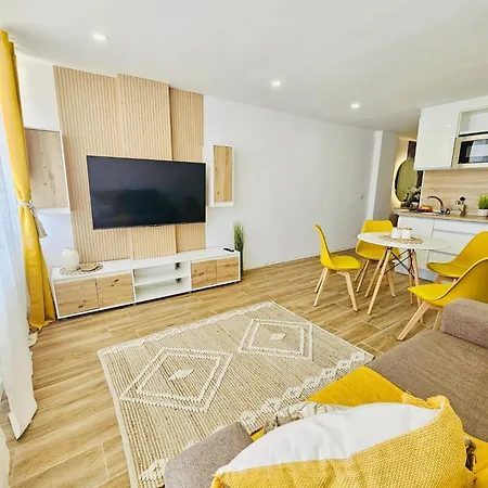 Apartment Park 226 *